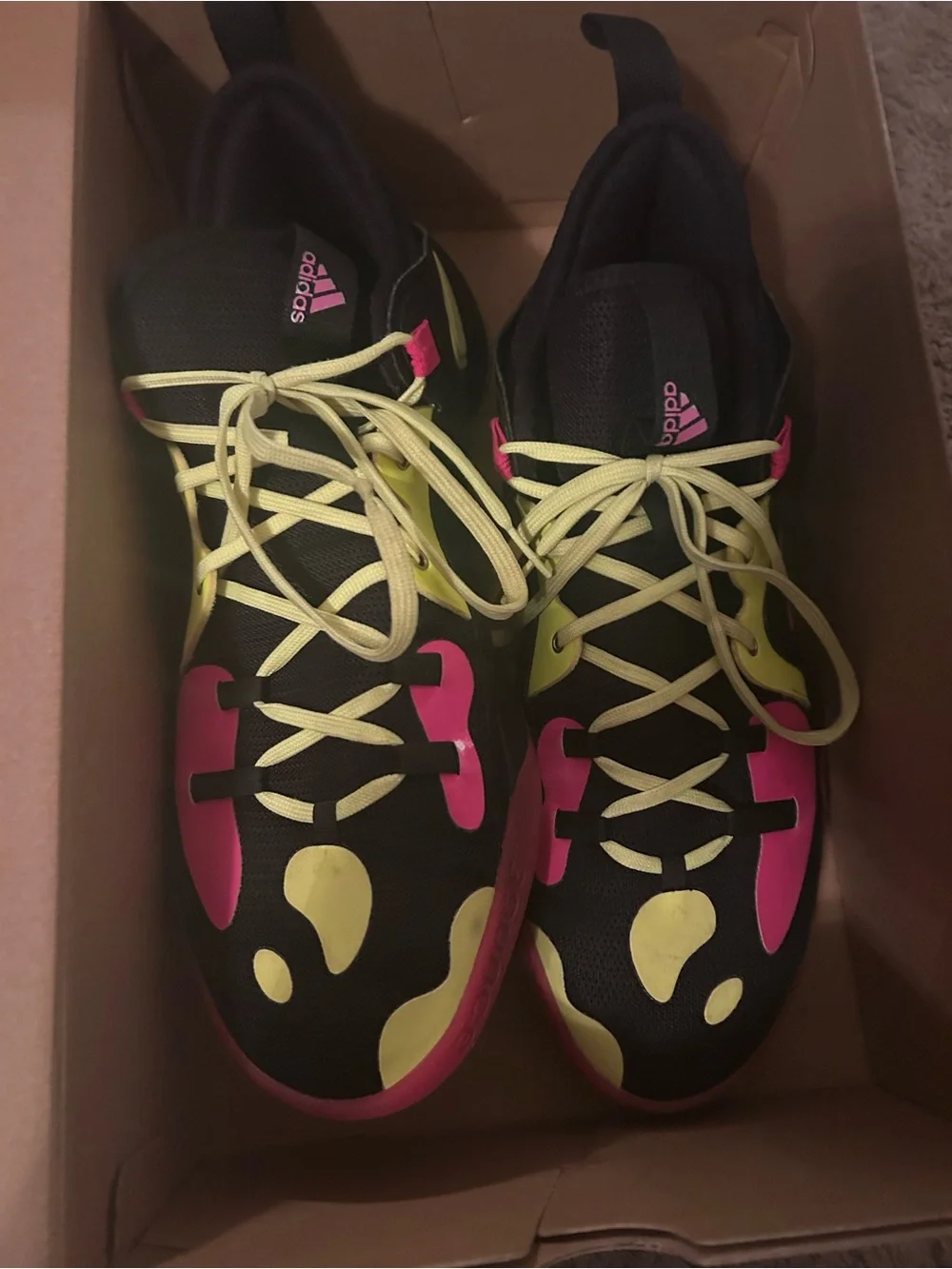 adidas lightweight athletic